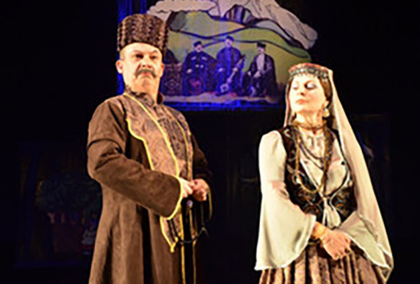 Dövlət Rus Dram Teatrının truppası Rusiyada qastrol səfərindədir